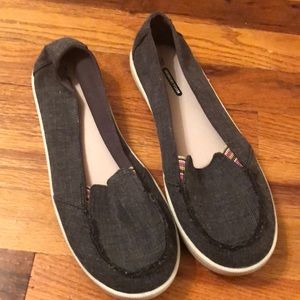 Size 9 slip ins. Worn once.